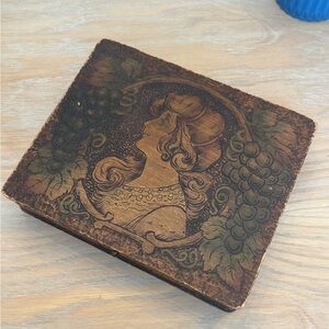 Art Deco Vintage Wooden Jewelry Box with Carved Design